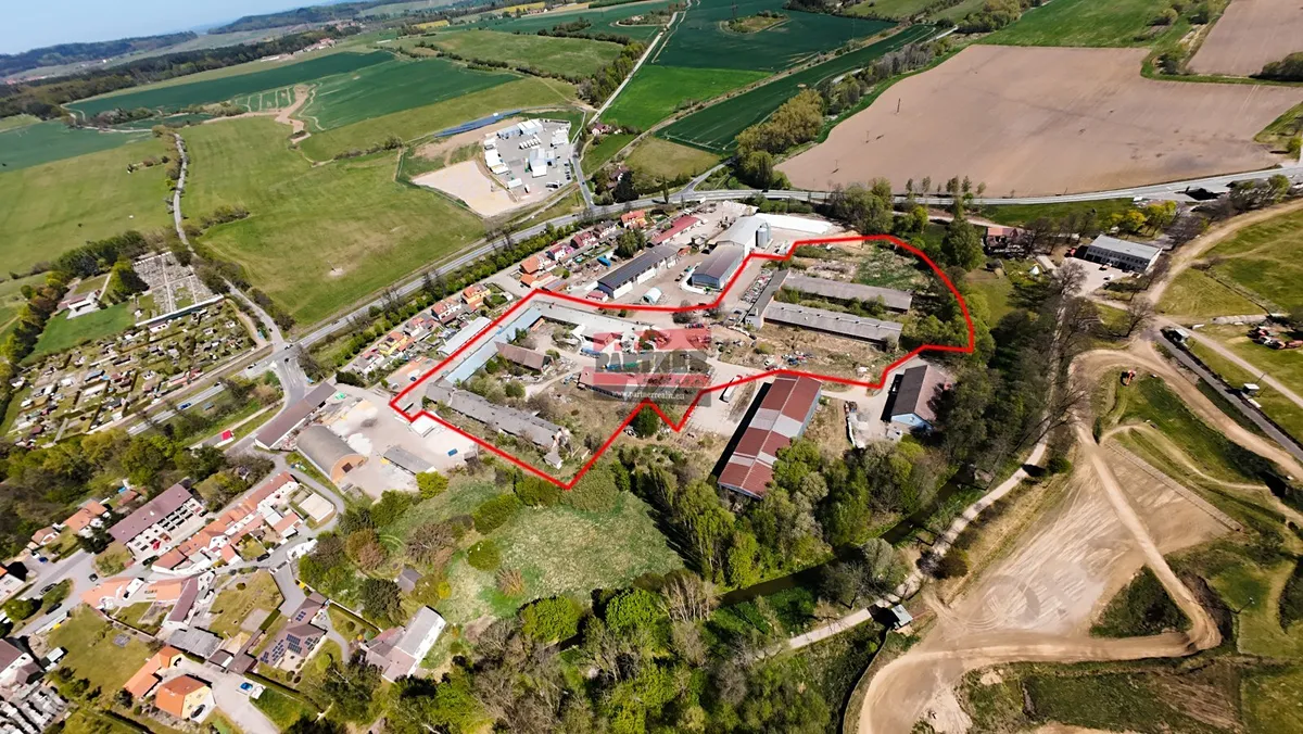 Prodej skladového prostoru 30000 m²